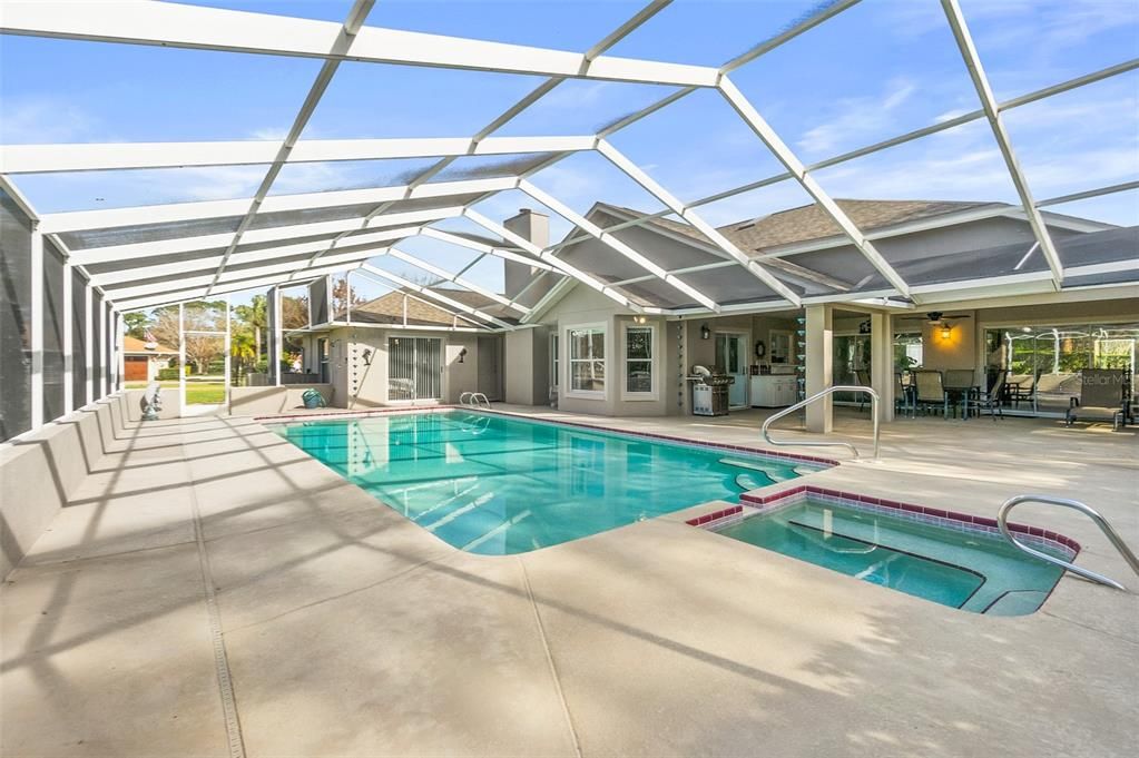 Screened Pool & Patio Areas