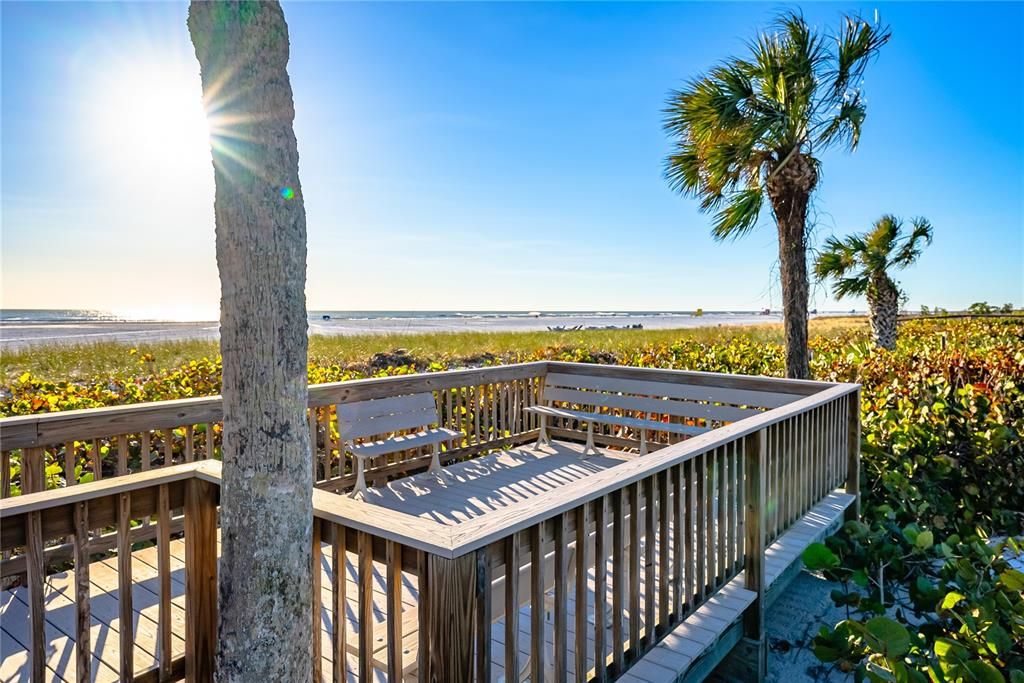 Deeded private beach access to Siesta Key