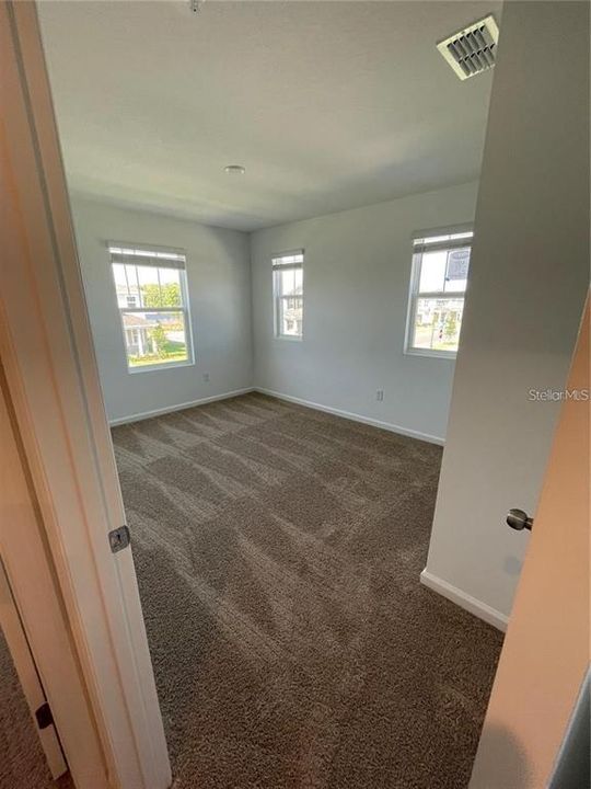 For Rent: $2,700 (3 beds, 2 baths, 1659 Square Feet)