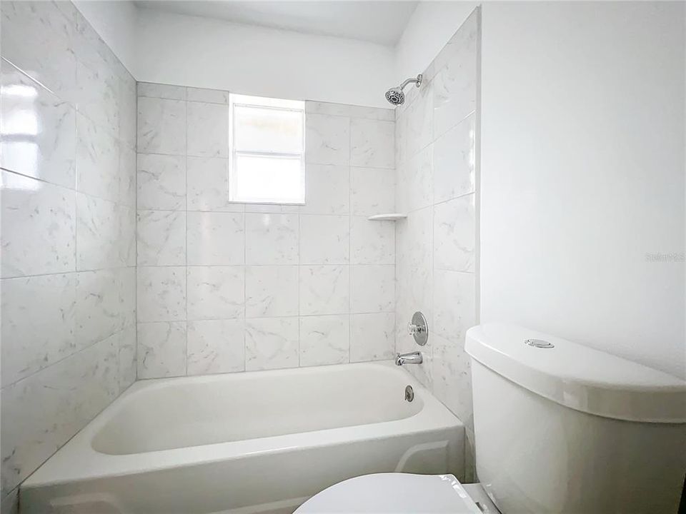 For Sale: $350,000 (3 beds, 2 baths, 1088 Square Feet)