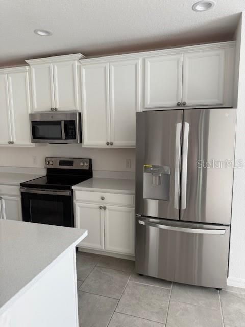 For Rent: $1,995 (4 beds, 2 baths, 1820 Square Feet)