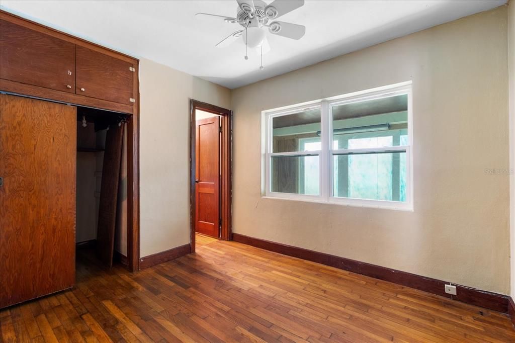 For Sale: $250,000 (3 beds, 1 baths, 1334 Square Feet)