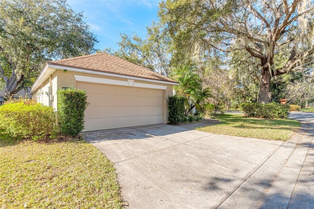 For Sale: $385,000 (3 beds, 2 baths, 2021 Square Feet)