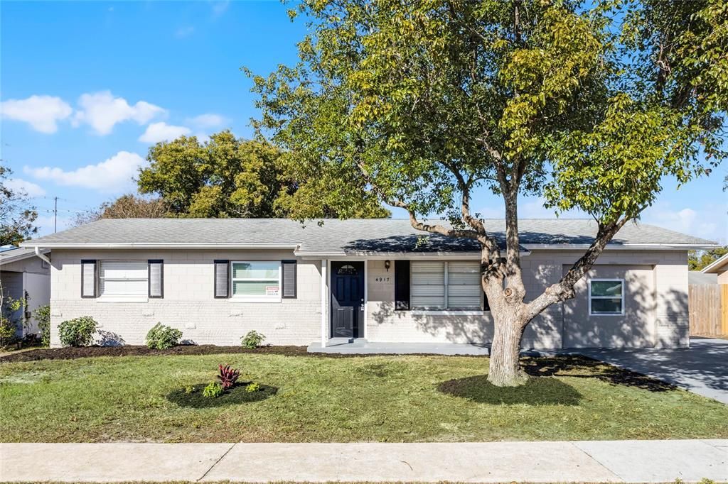 For Sale: $274,900 (3 beds, 2 baths, 1350 Square Feet)