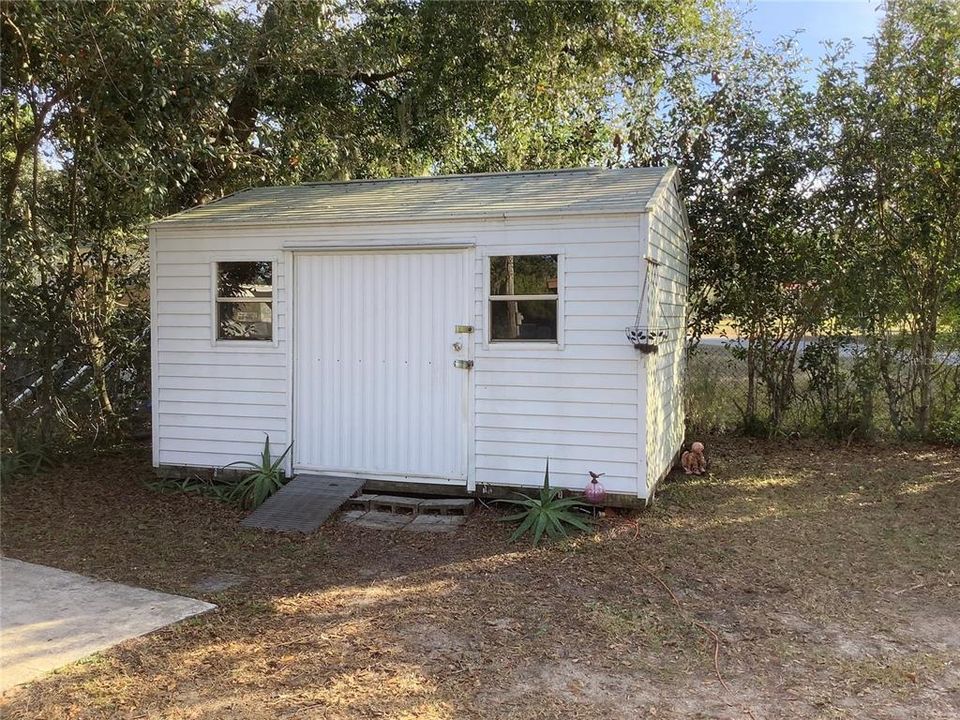 For Sale: $165,000 (3 beds, 1 baths, 1288 Square Feet)