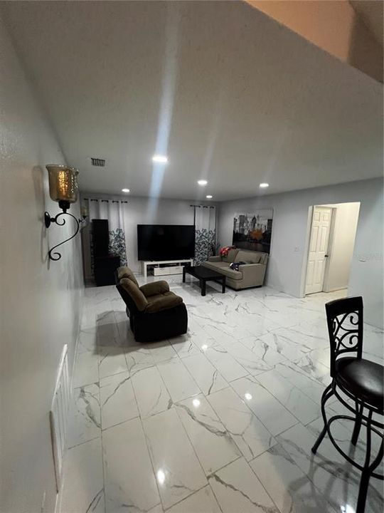 For Sale: $329,900 (3 beds, 2 baths, 1835 Square Feet)