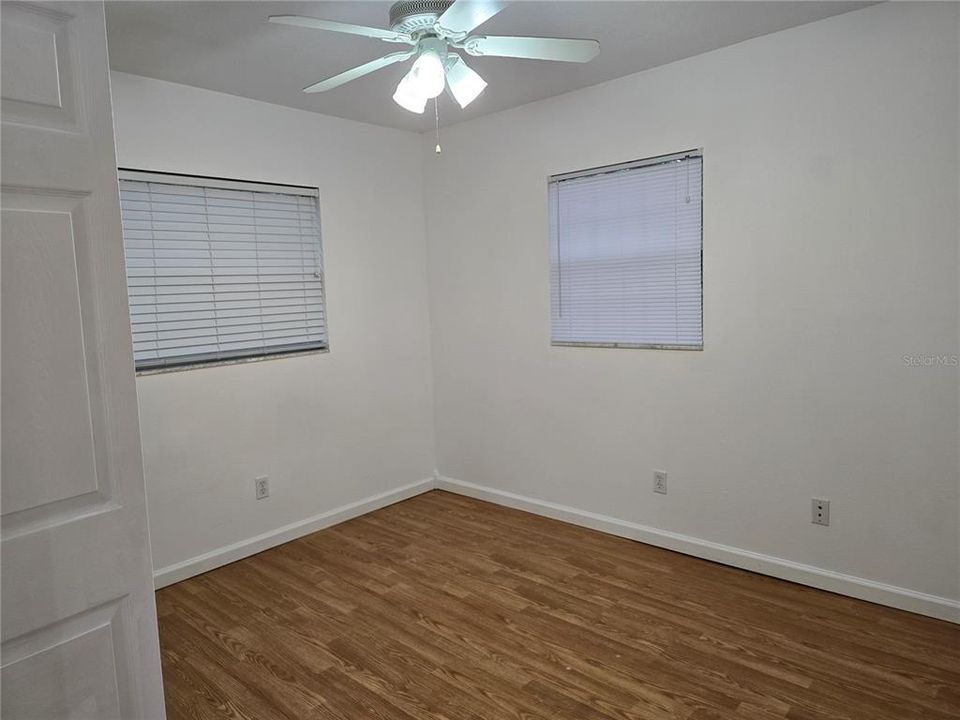 For Sale: $190,000 (3 beds, 1 baths, 1144 Square Feet)