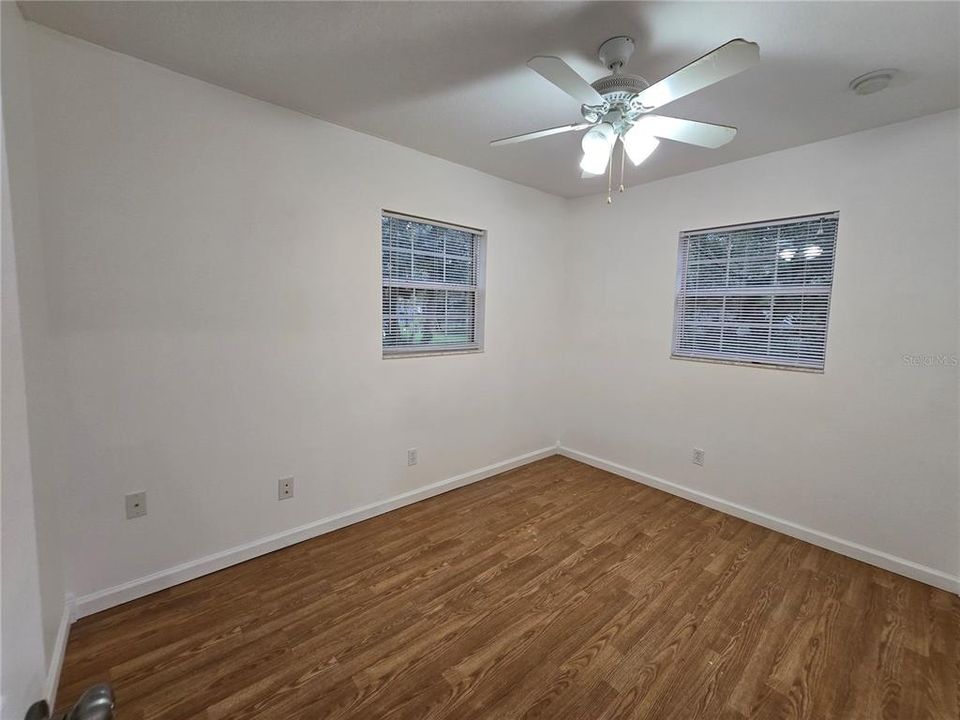 For Sale: $190,000 (3 beds, 1 baths, 1144 Square Feet)