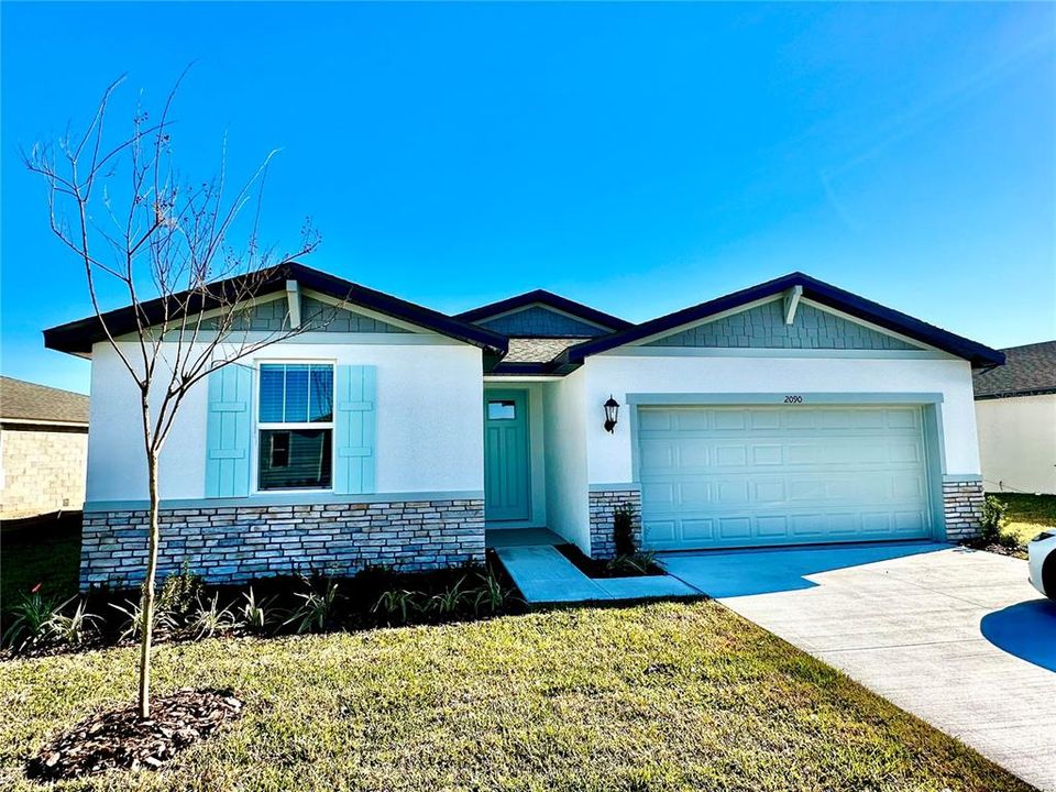 Recently Sold: $349,450 (4 beds, 3 baths, 2193 Square Feet)