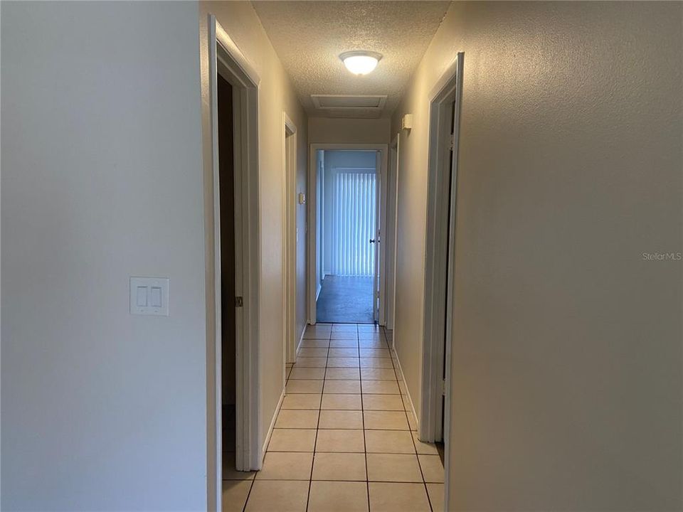 For Rent: $1,950 (3 beds, 2 baths, 1032 Square Feet)