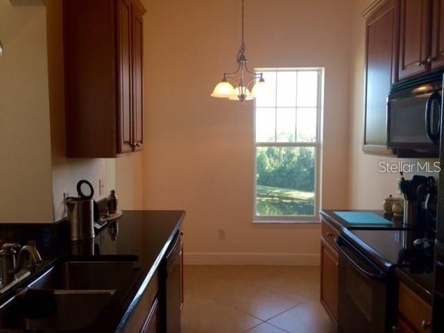 For Rent: $2,500 (2 beds, 2 baths, 1210 Square Feet)