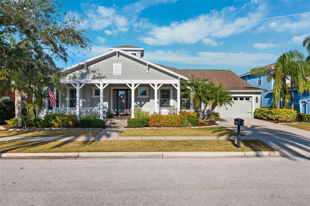 For Sale: $975,000 (3 beds, 3 baths, 2827 Square Feet)