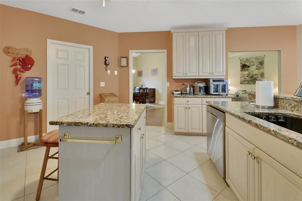 Kitchen work island