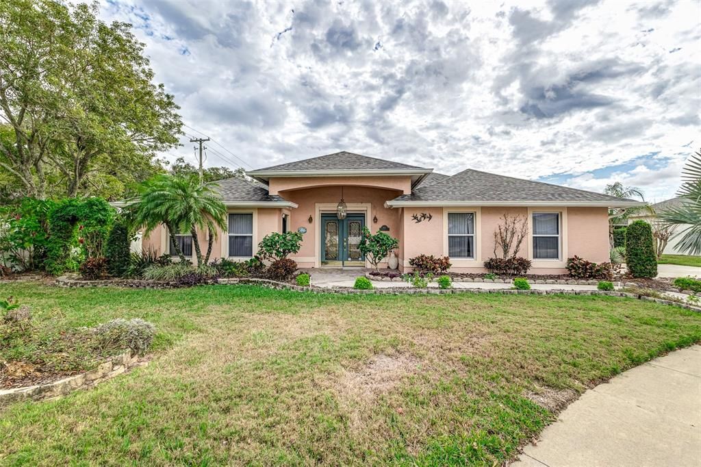 For Sale: $459,900 (3 beds, 3 baths, 2281 Square Feet)