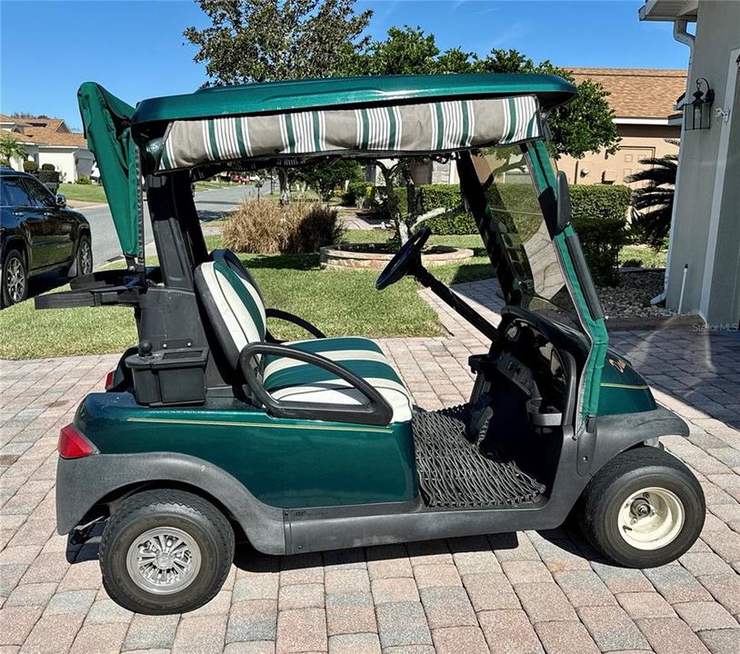 Golf cart