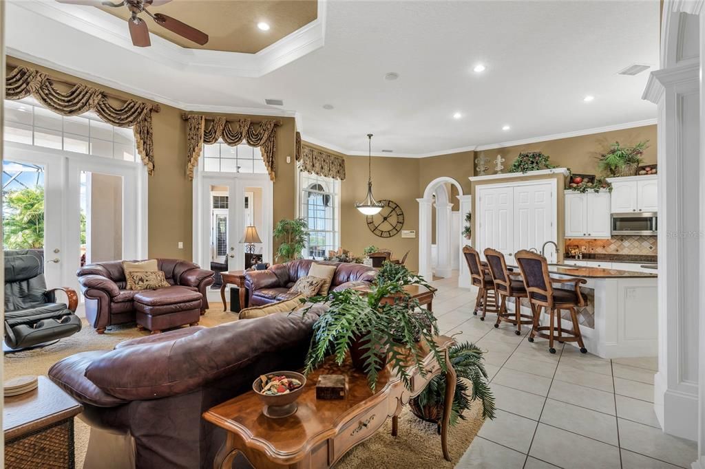 待售: $1,599,000 (5 贝兹, 3 浴室, 3685 平方英尺)