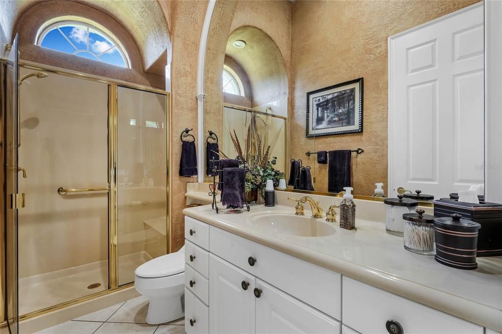 待售: $1,599,000 (5 贝兹, 3 浴室, 3685 平方英尺)