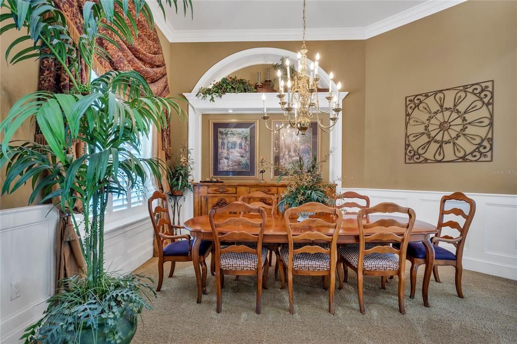 待售: $1,599,000 (5 贝兹, 3 浴室, 3685 平方英尺)