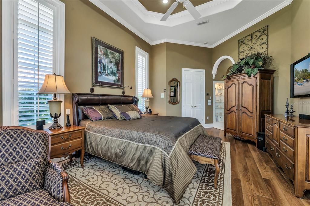 待售: $1,599,000 (5 贝兹, 3 浴室, 3685 平方英尺)