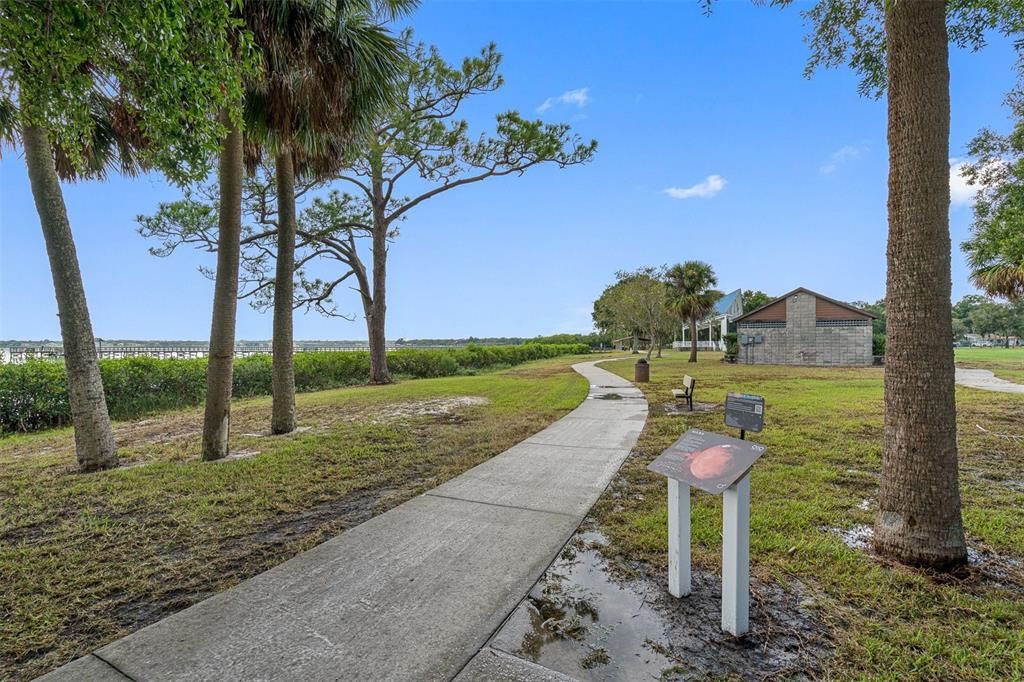 For Sale: $519,900 (3 beds, 2 baths, 1589 Square Feet)