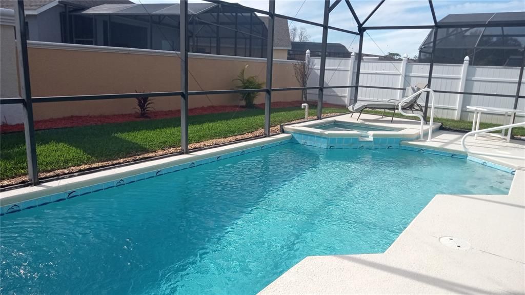 SPACIOUS POOL AREA NEW DIAMOND BRIGHT POOL FINISH