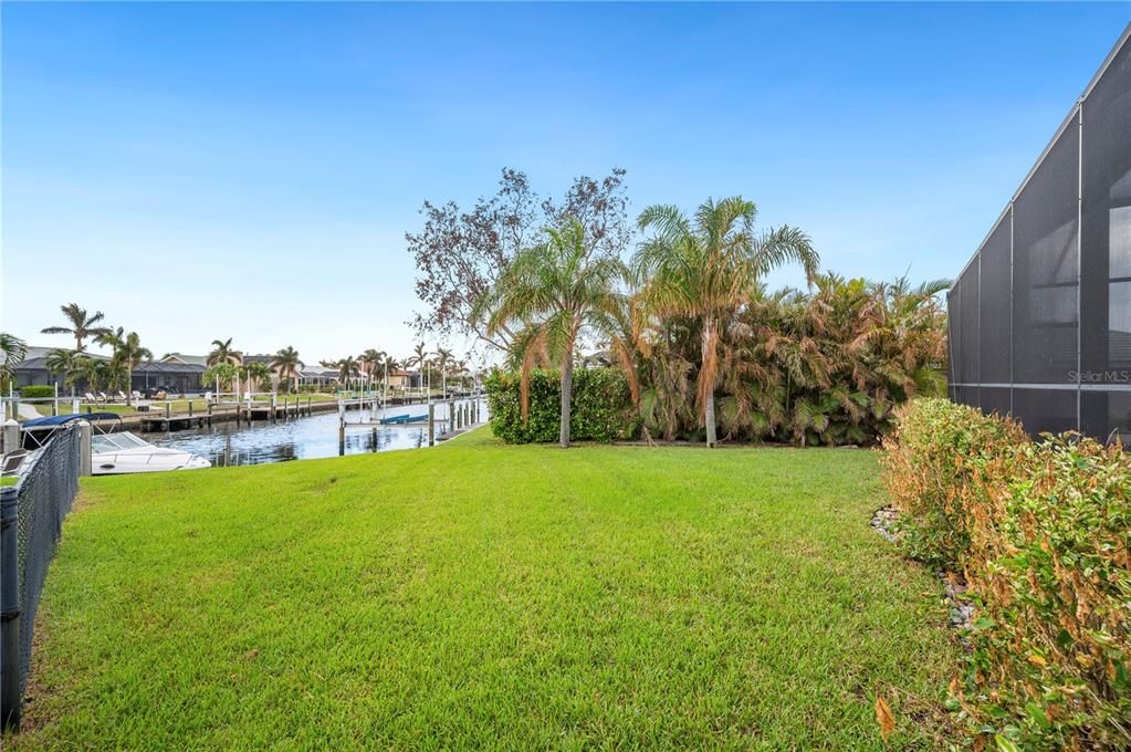 For Sale: $1,050,000 (3 beds, 2 baths, 2029 Square Feet)