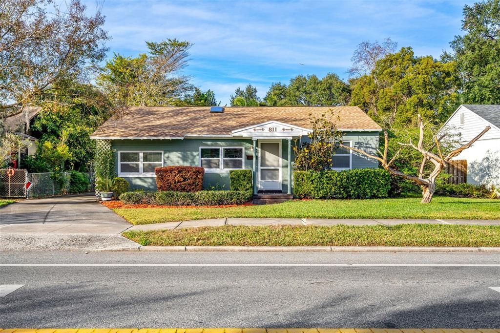 For Sale: $500,000 (3 beds, 2 baths, 1500 Square Feet)