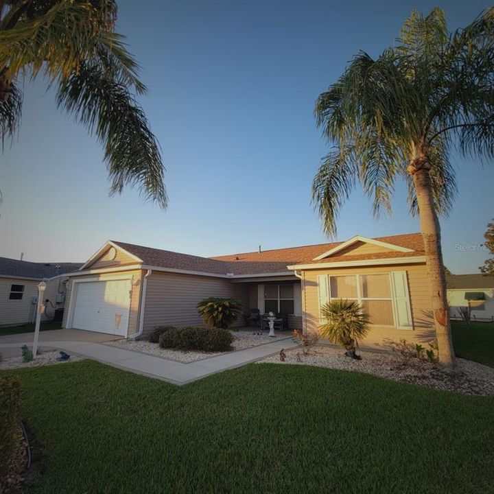 For Sale: $359,900 (3 beds, 2 baths, 1527 Square Feet)