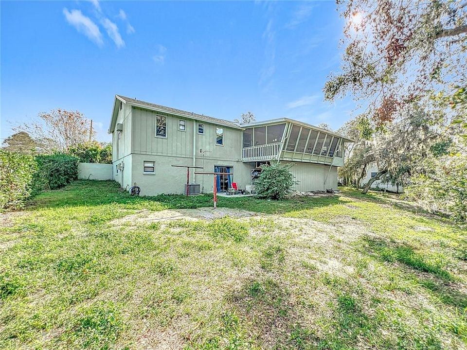 For Sale: $392,000 (4 beds, 3 baths, 2652 Square Feet)