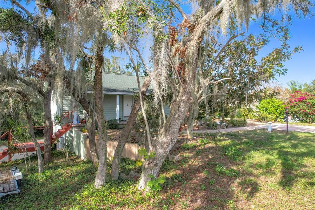 For Sale: $392,000 (4 beds, 3 baths, 2652 Square Feet)