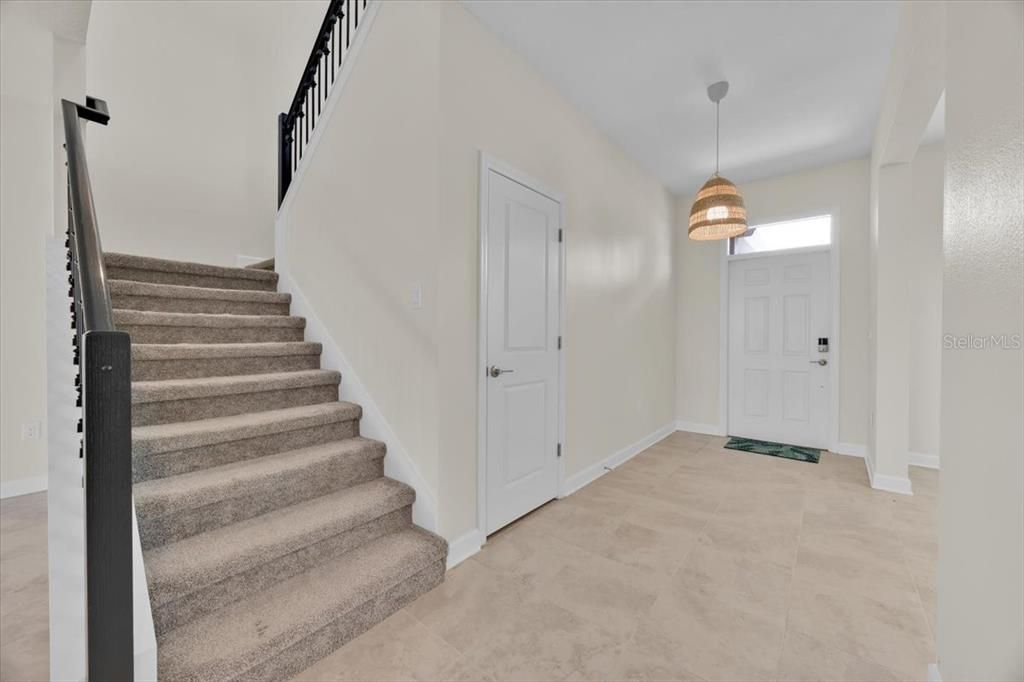 待售: $569,550 (4 贝兹, 3 浴室, 2546 平方英尺)