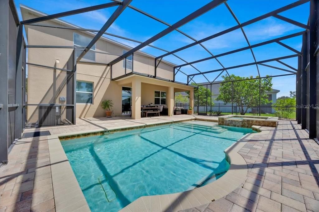 待售: $569,550 (4 贝兹, 3 浴室, 2546 平方英尺)