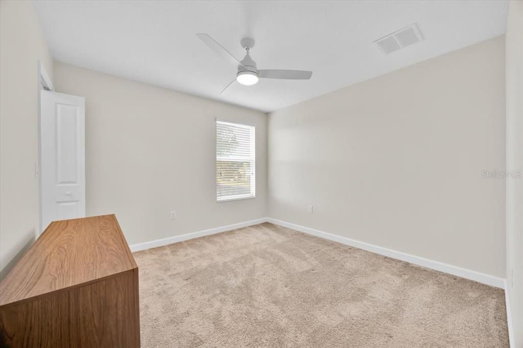 待售: $569,550 (4 贝兹, 3 浴室, 2546 平方英尺)