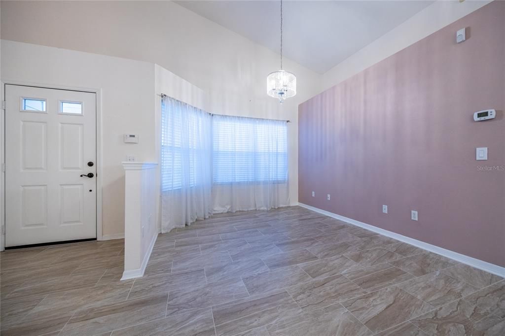 For Sale: $255,000 (2 beds, 2 baths, 1450 Square Feet)