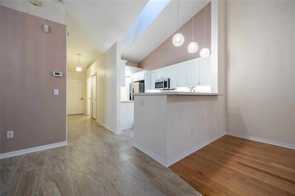 For Sale: $255,000 (2 beds, 2 baths, 1450 Square Feet)