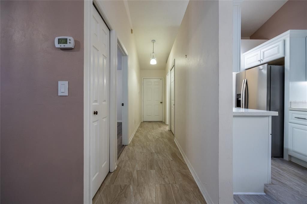 For Sale: $255,000 (2 beds, 2 baths, 1450 Square Feet)