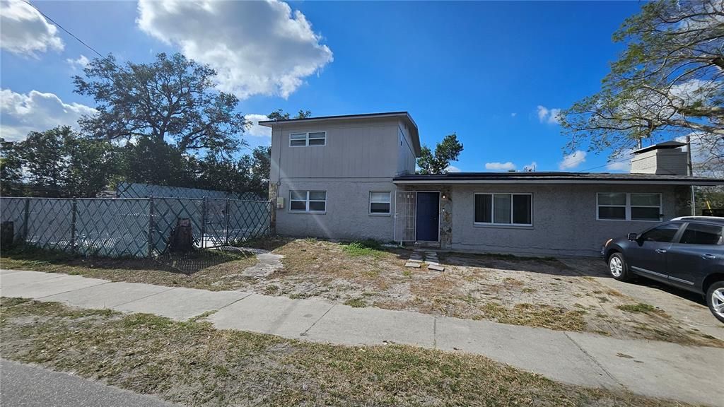 For Sale: $325,000 (4 beds, 2 baths, 1795 Square Feet)