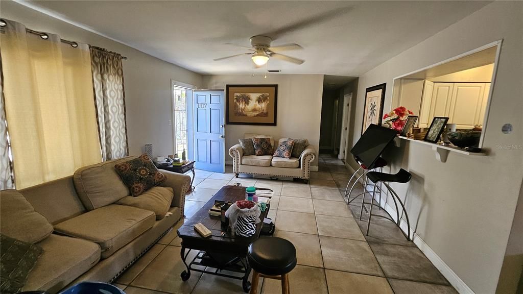 For Sale: $325,000 (4 beds, 2 baths, 1795 Square Feet)