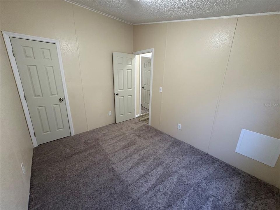 For Sale: $204,900 (3 beds, 2 baths, 1104 Square Feet)