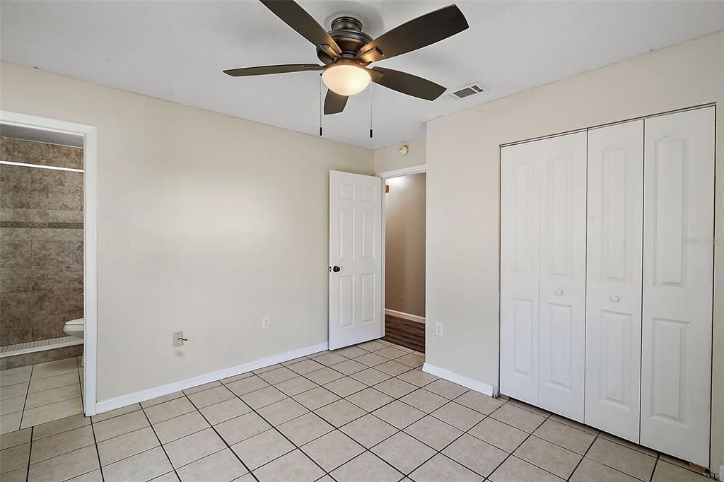 For Sale: $270,000 (4 beds, 2 baths, 1350 Square Feet)