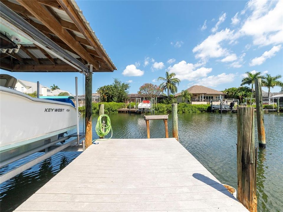 For Sale: $1,085,000 (3 beds, 3 baths, 2451 Square Feet)