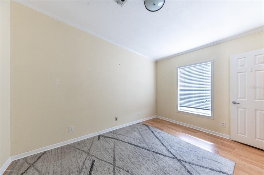 合同活跃: $169,000 (3 贝兹, 2 浴室, 1680 平方英尺)