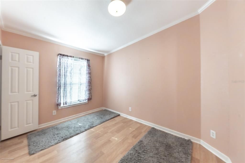 合同活跃: $169,000 (3 贝兹, 2 浴室, 1680 平方英尺)