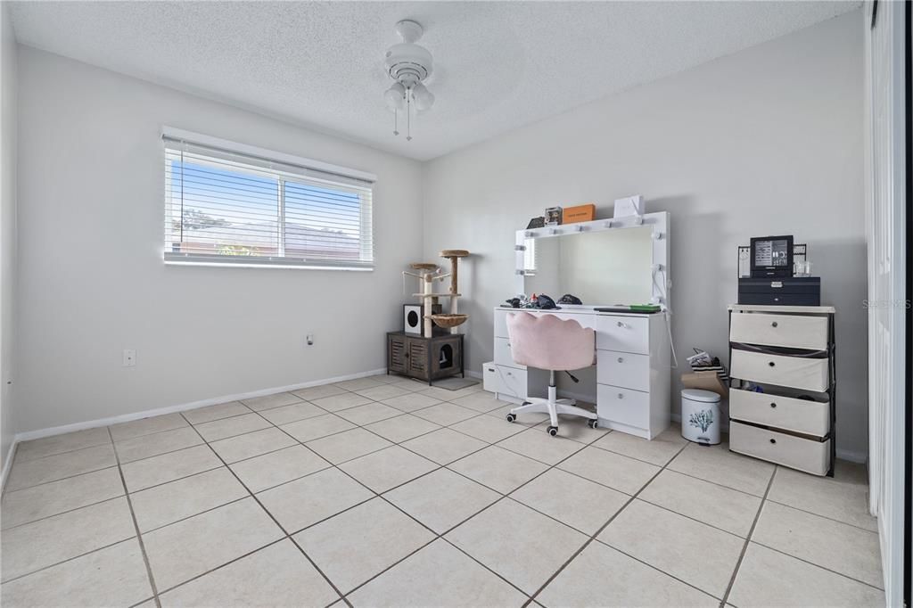 For Sale: $359,000 (3 beds, 2 baths, 1622 Square Feet)