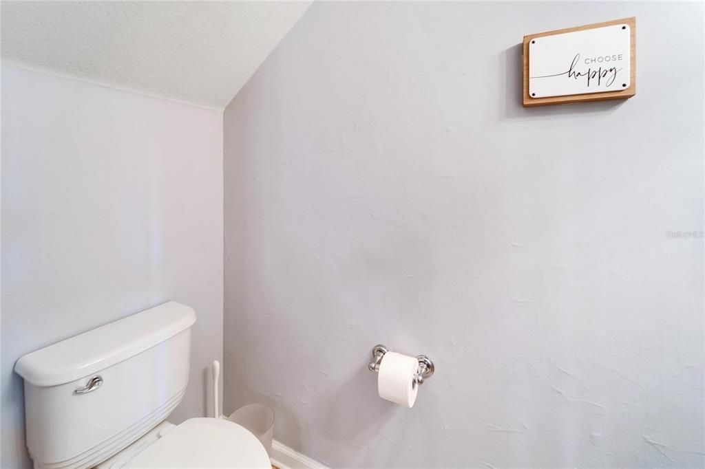 For Sale: $329,000 (3 beds, 2 baths, 1622 Square Feet)