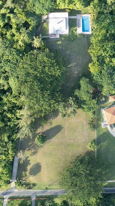 For Sale: $940,000 (2 beds, 2 baths, 1205 Square Feet)