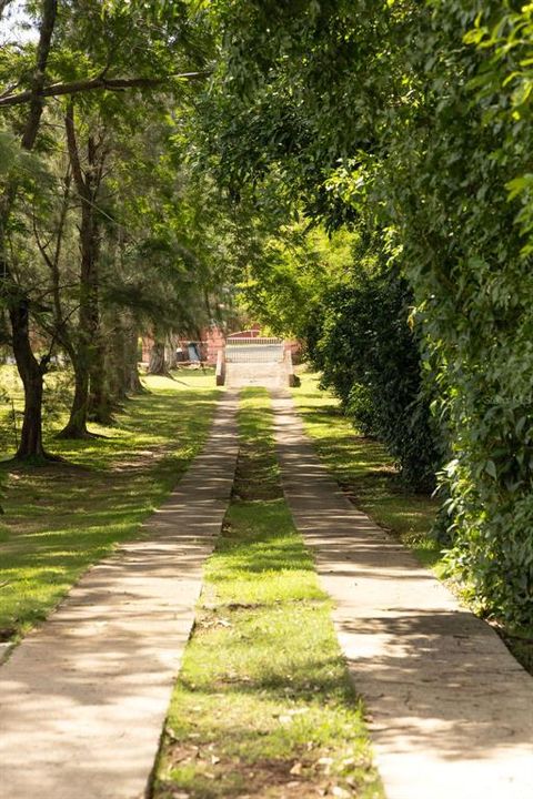 For Sale: $940,000 (2 beds, 2 baths, 1205 Square Feet)