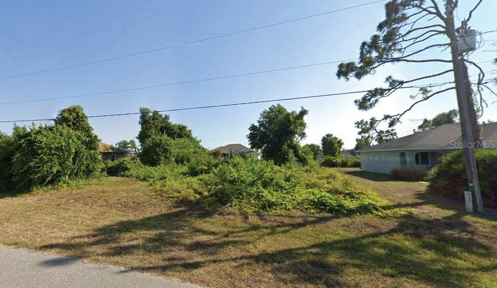 For Sale: $33,000 (0.21 acres)