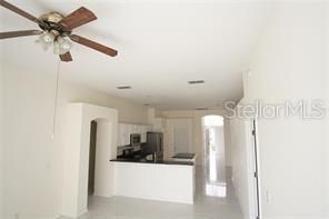 For Rent: $2,100 (3 beds, 2 baths, 1799 Square Feet)