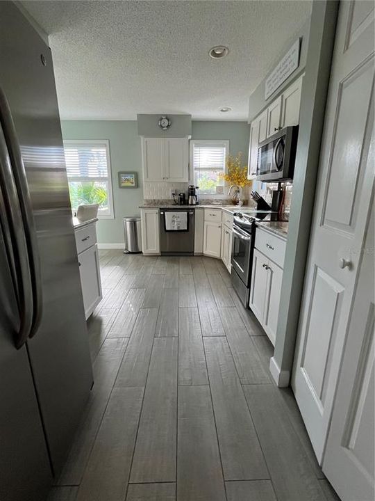 Beautiful Kitchen with SS Appliances